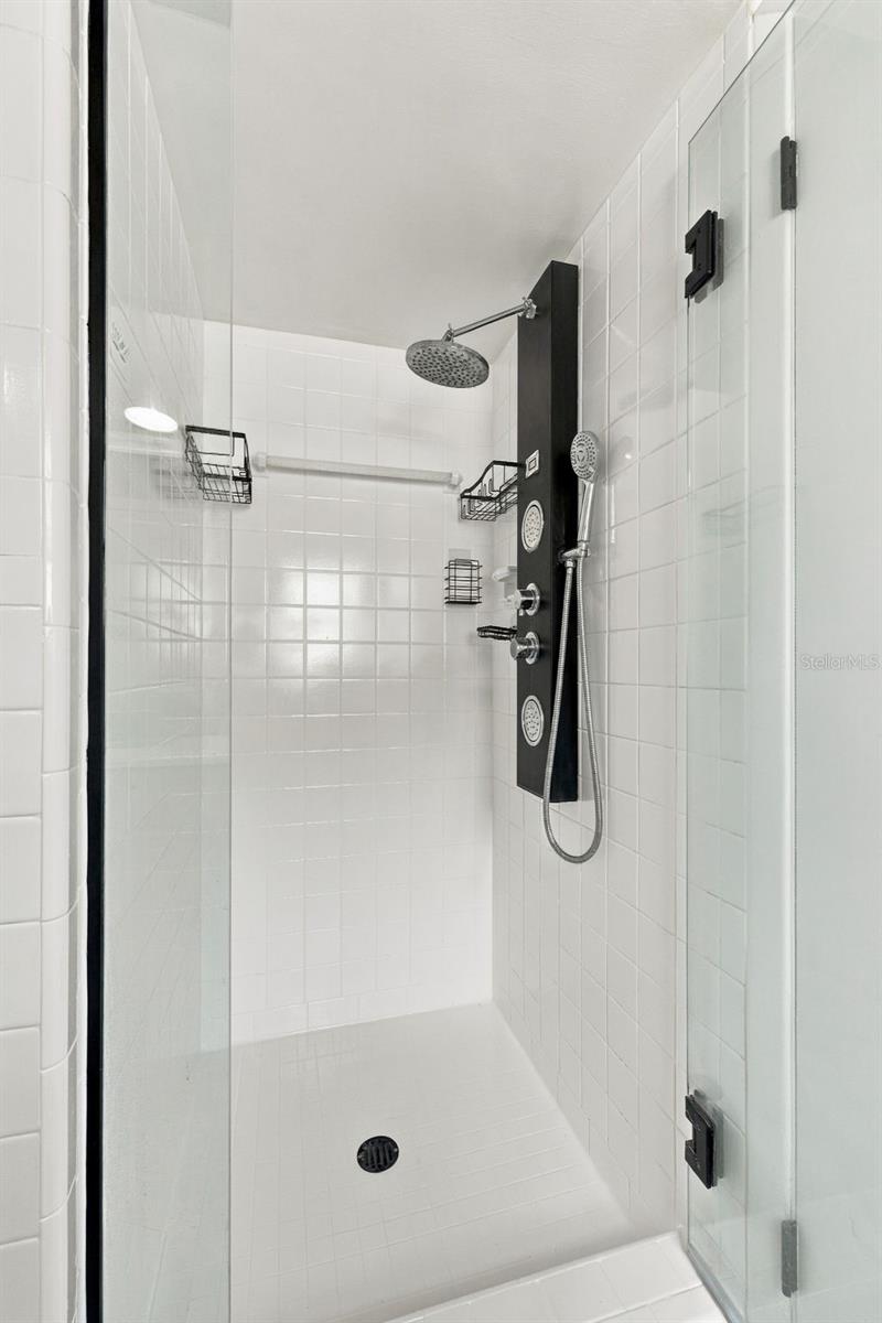 2260 Saint Charles Dr Property Photo 20