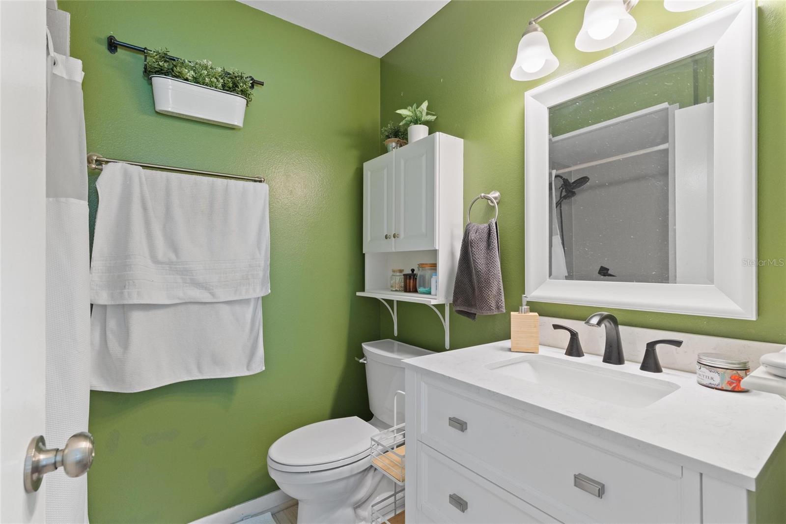 635 Bellingham Pl Property Photo 18