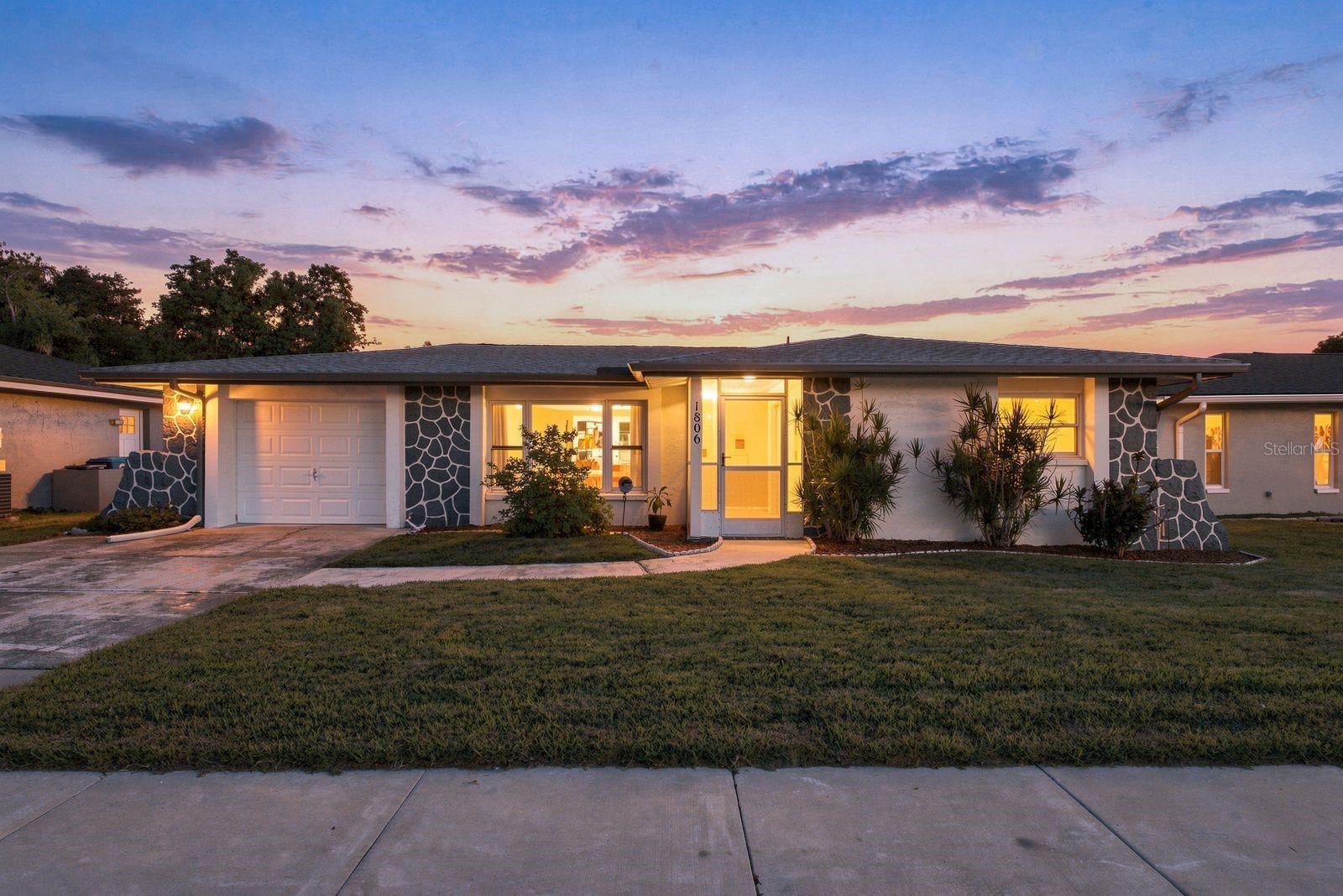 1806 Driftwood Cir S Property Photo 1