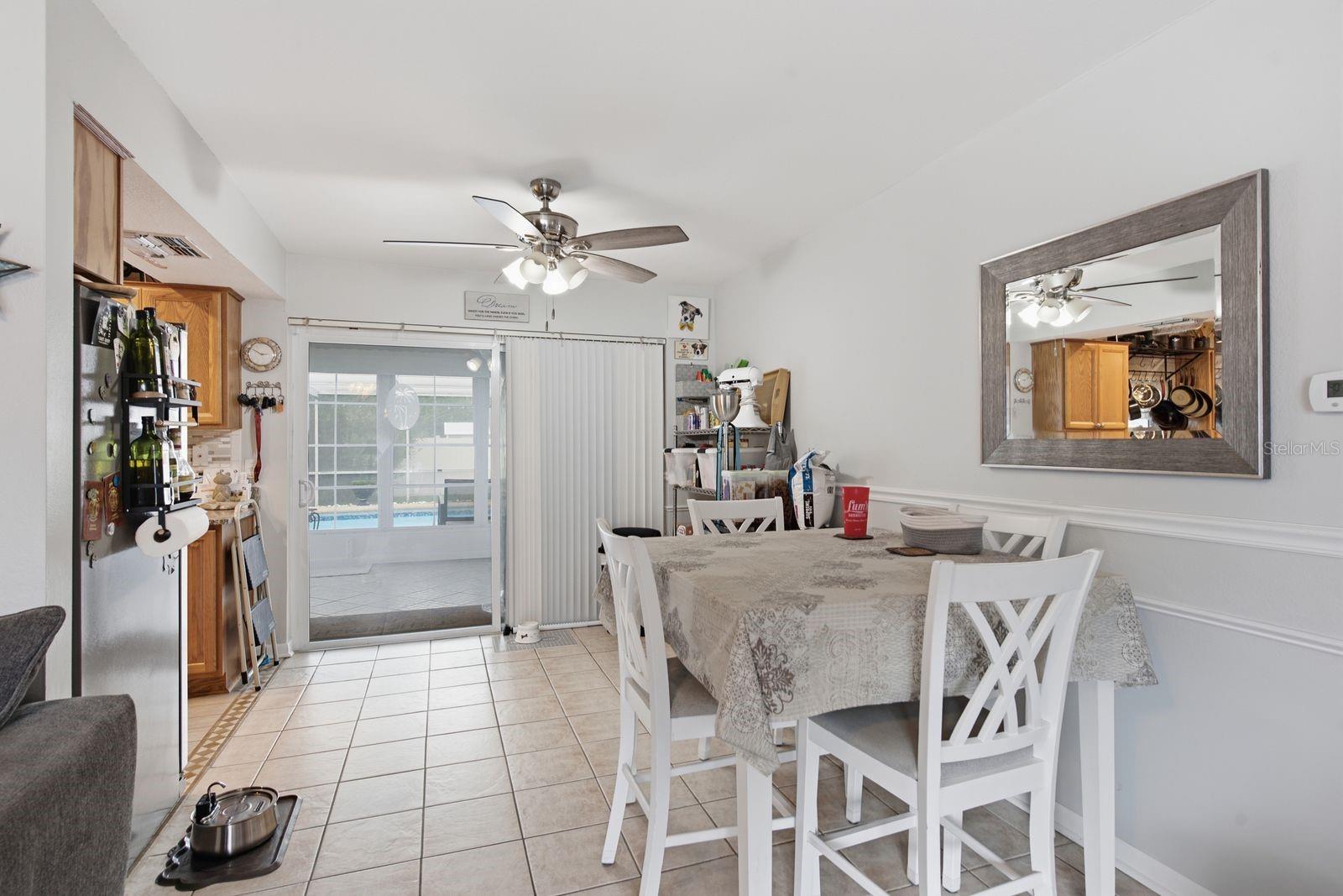 1806 Driftwood Cir S Property Photo 9