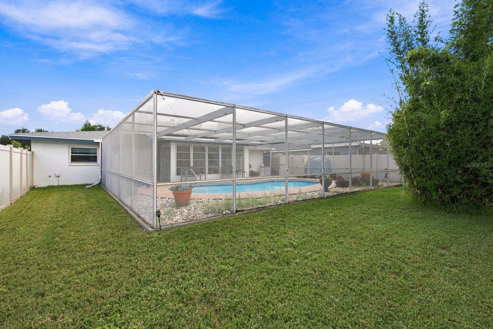 1806 Driftwood Cir S Property Photo 33