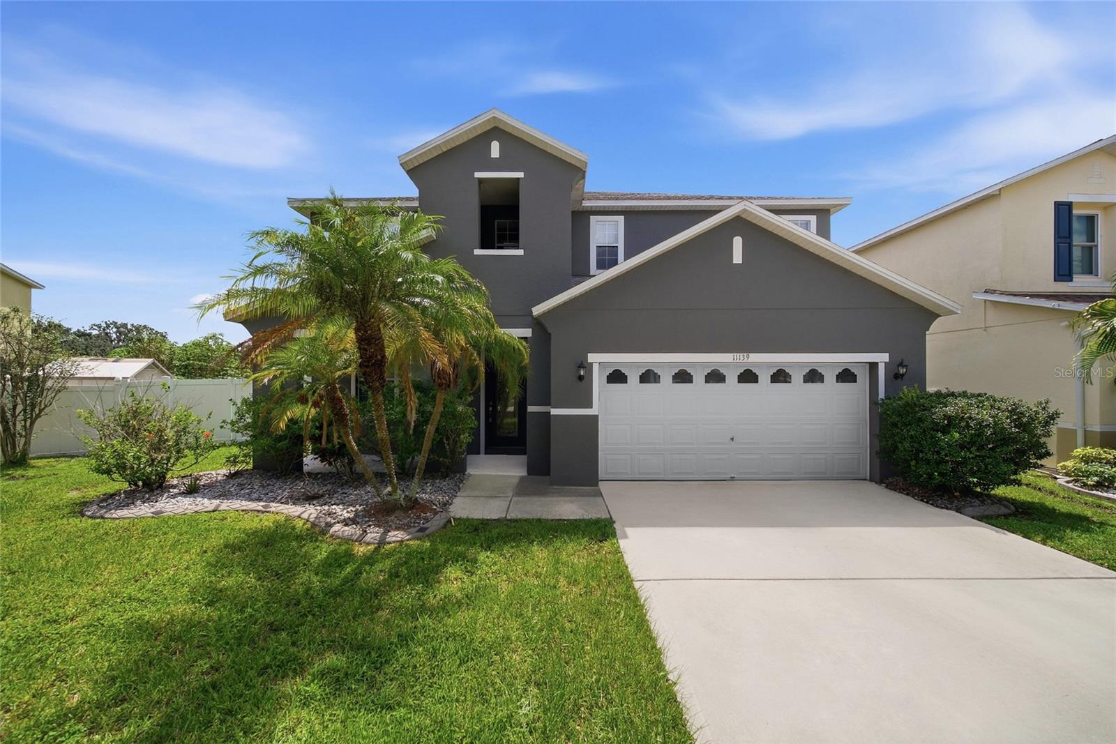 11139 Golden Silence Dr Property Photo 4