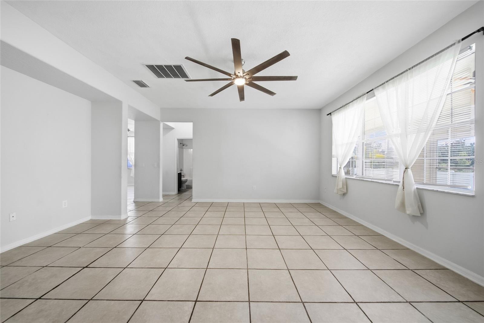 11139 Golden Silence Dr Property Photo 13