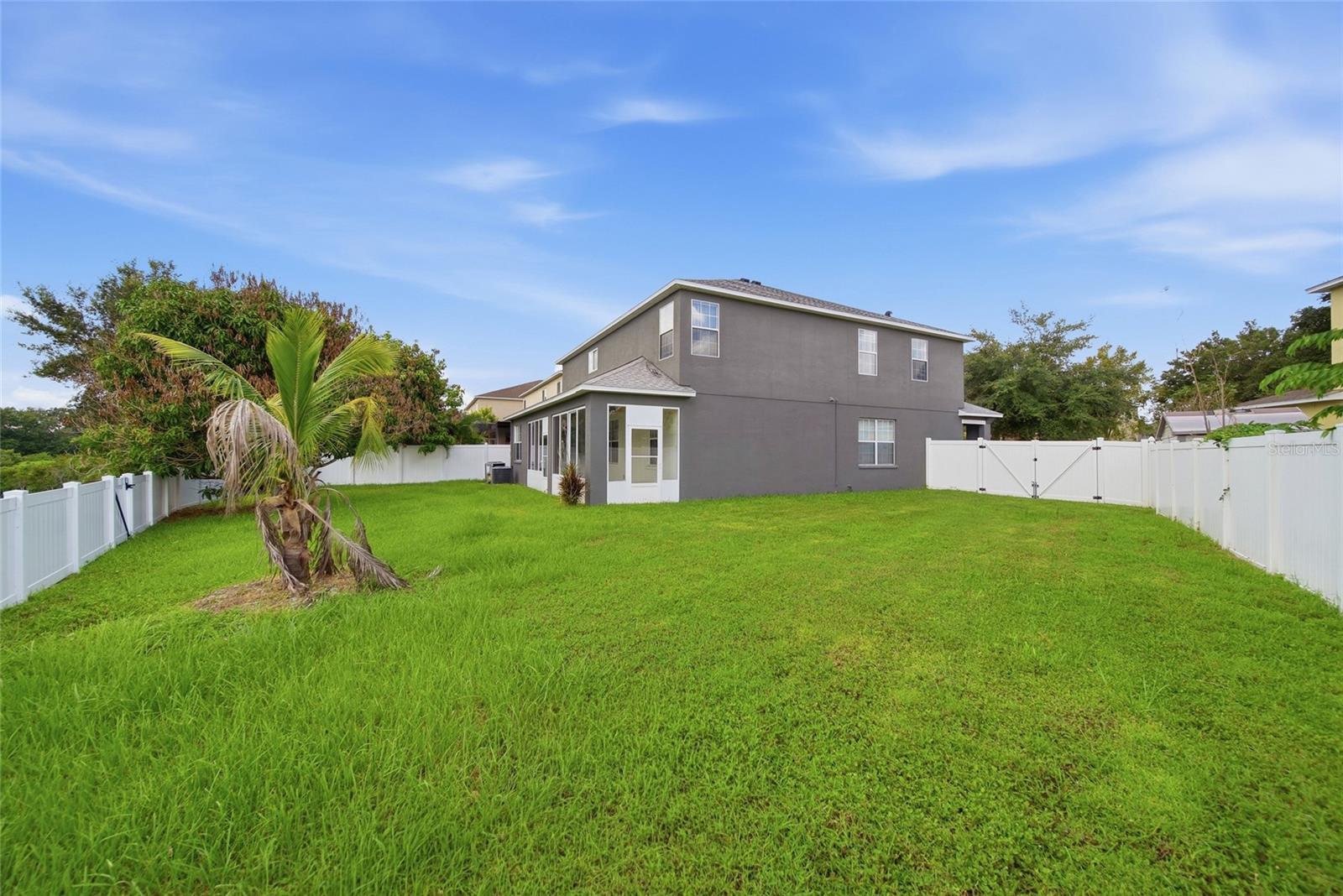 11139 Golden Silence Dr Property Photo 36