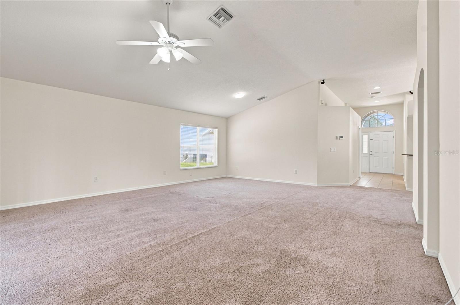 24132 Denali Ct Property Photo 6