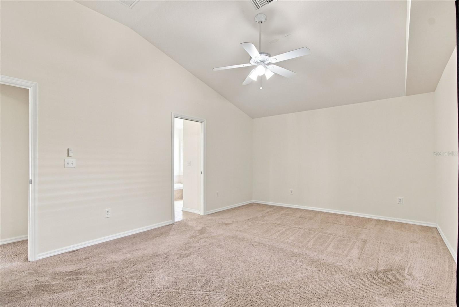 24132 Denali Ct Property Photo 15
