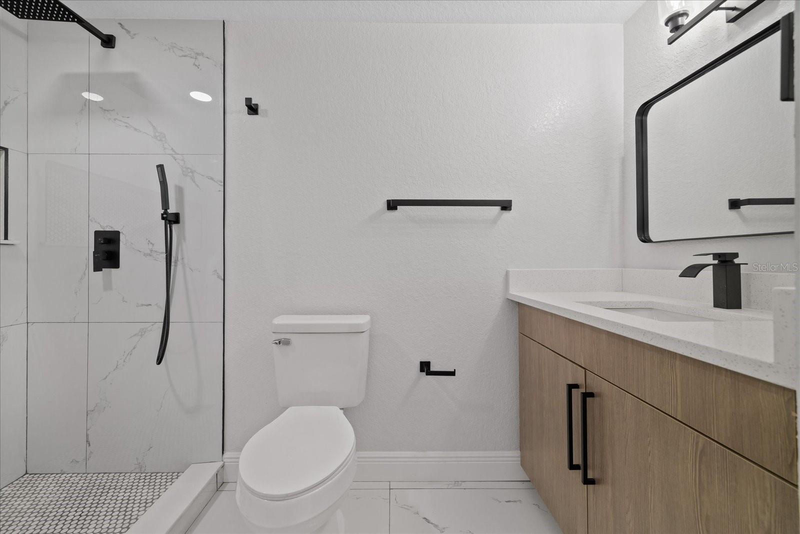 11002 Riverview Dr Property Photo 27