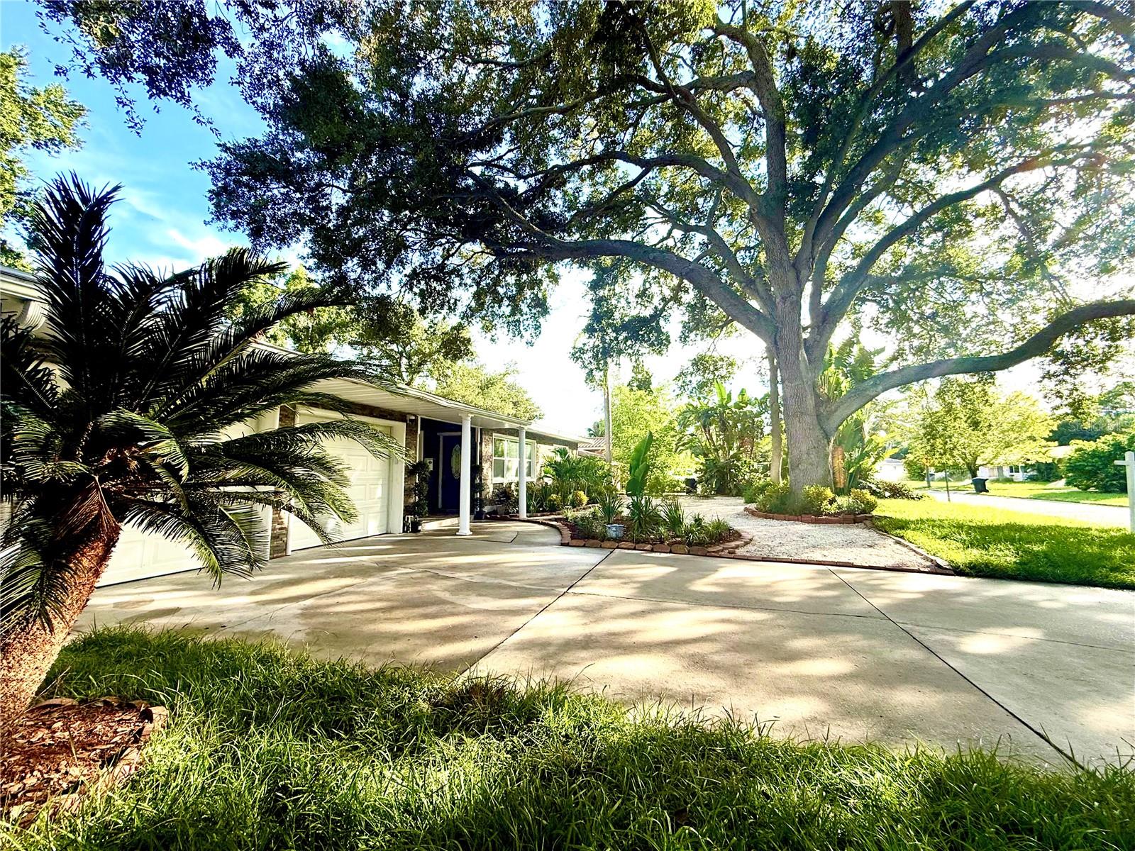 1557 Robinson Dr N Property Photo 31