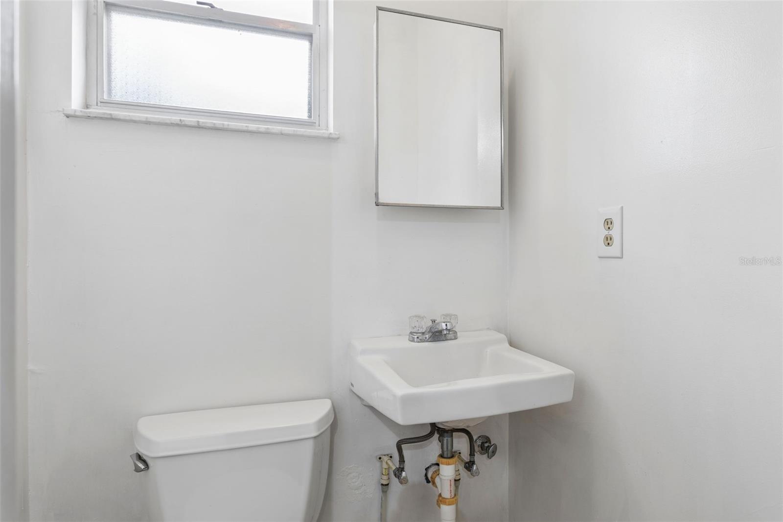 6126 16th St Property Photo 17
