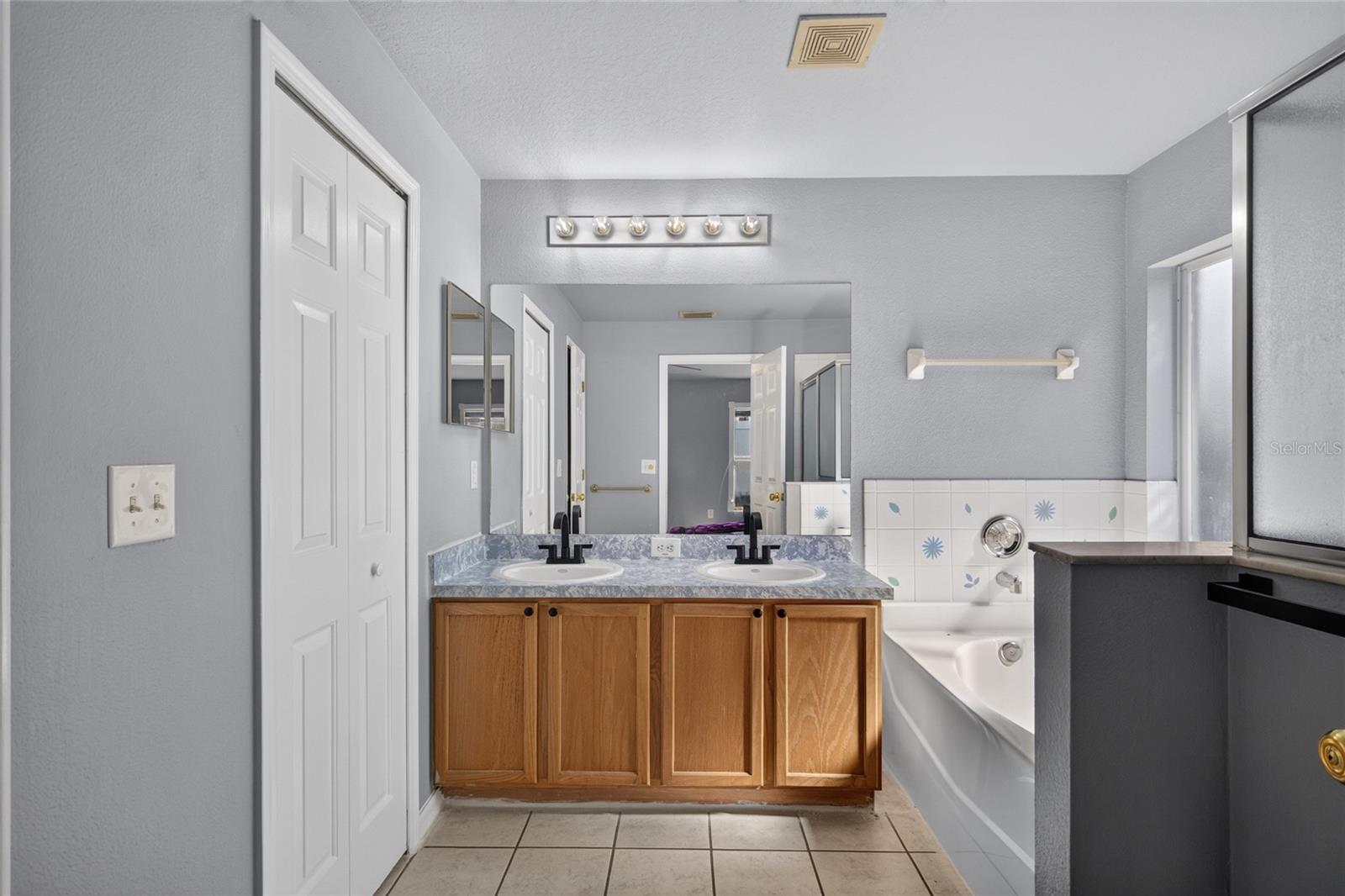 4503 Ethan Way Property Photo 35