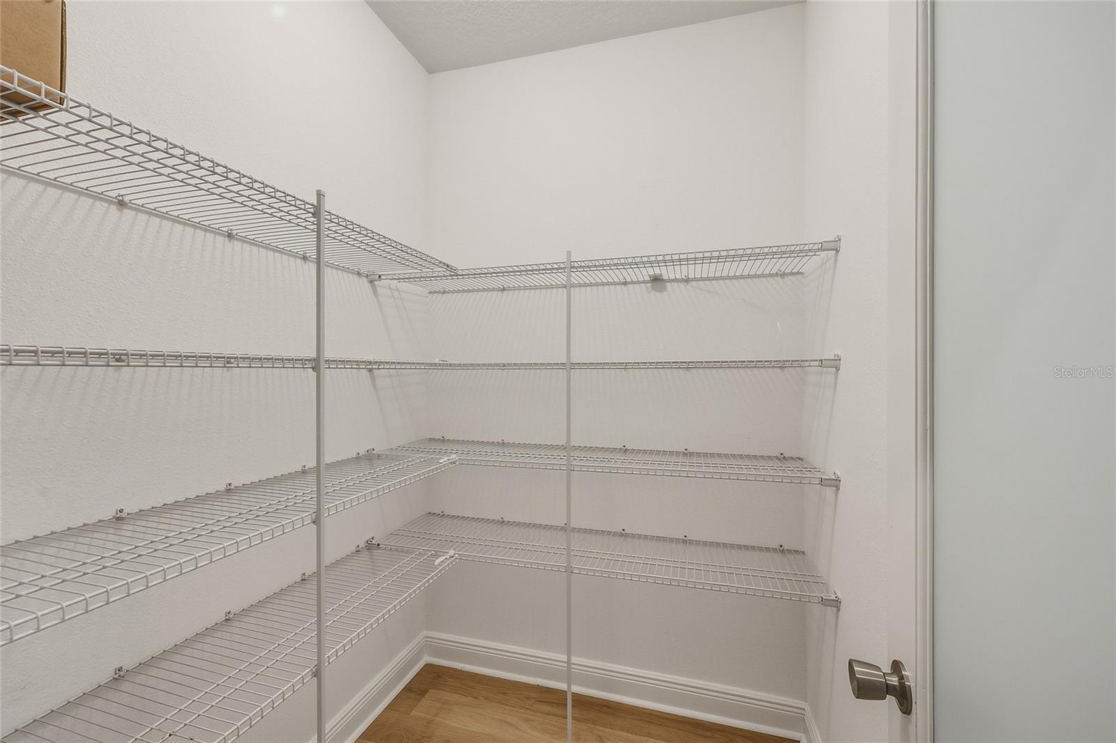 10702 Pleasant Knoll Dr Property Photo 12