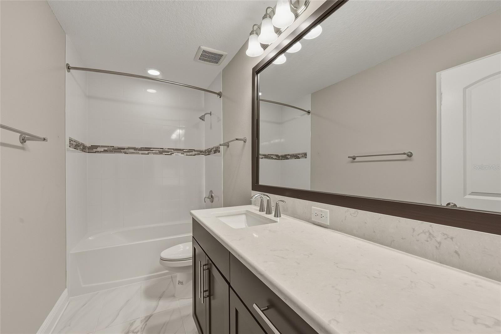 10702 Pleasant Knoll Dr Property Photo 34