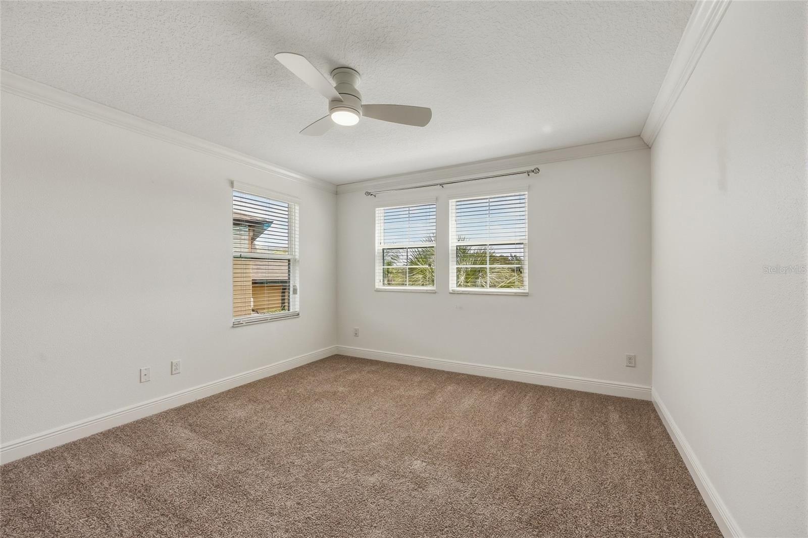 10702 Pleasant Knoll Dr Property Photo 35