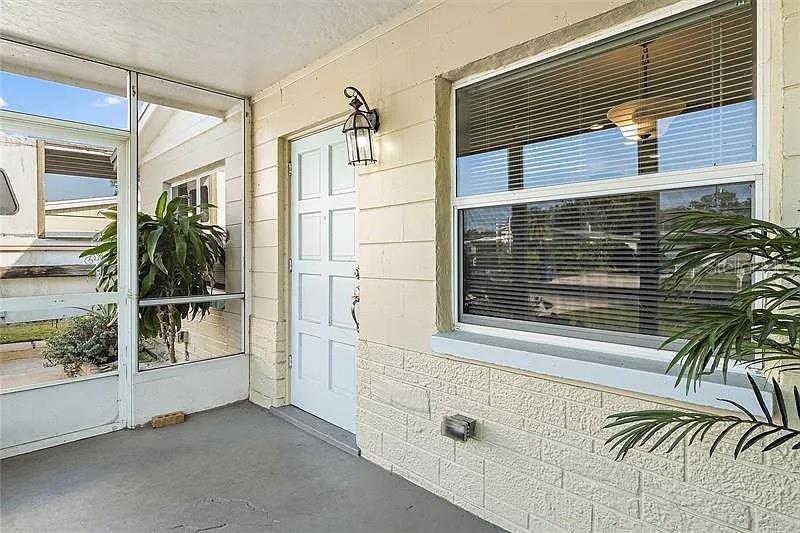10426 Valencia Rd Property Photo 4