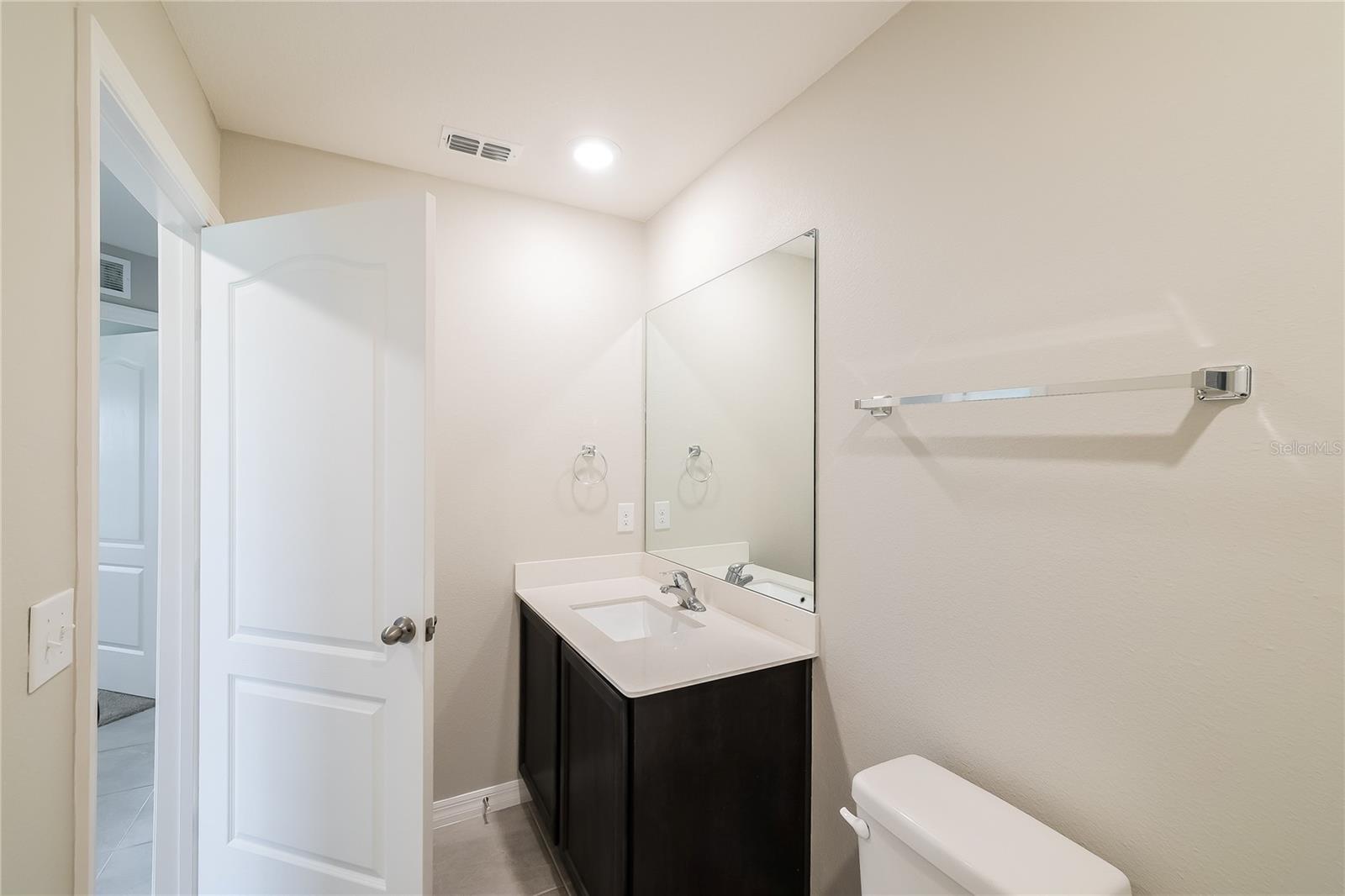1571 Swan Lake Cir Property Photo 14