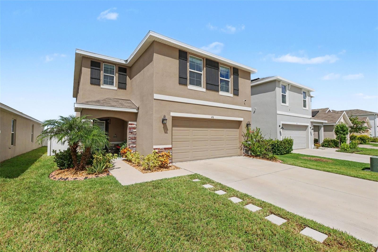 498 Olive Conch St Property Photo 6