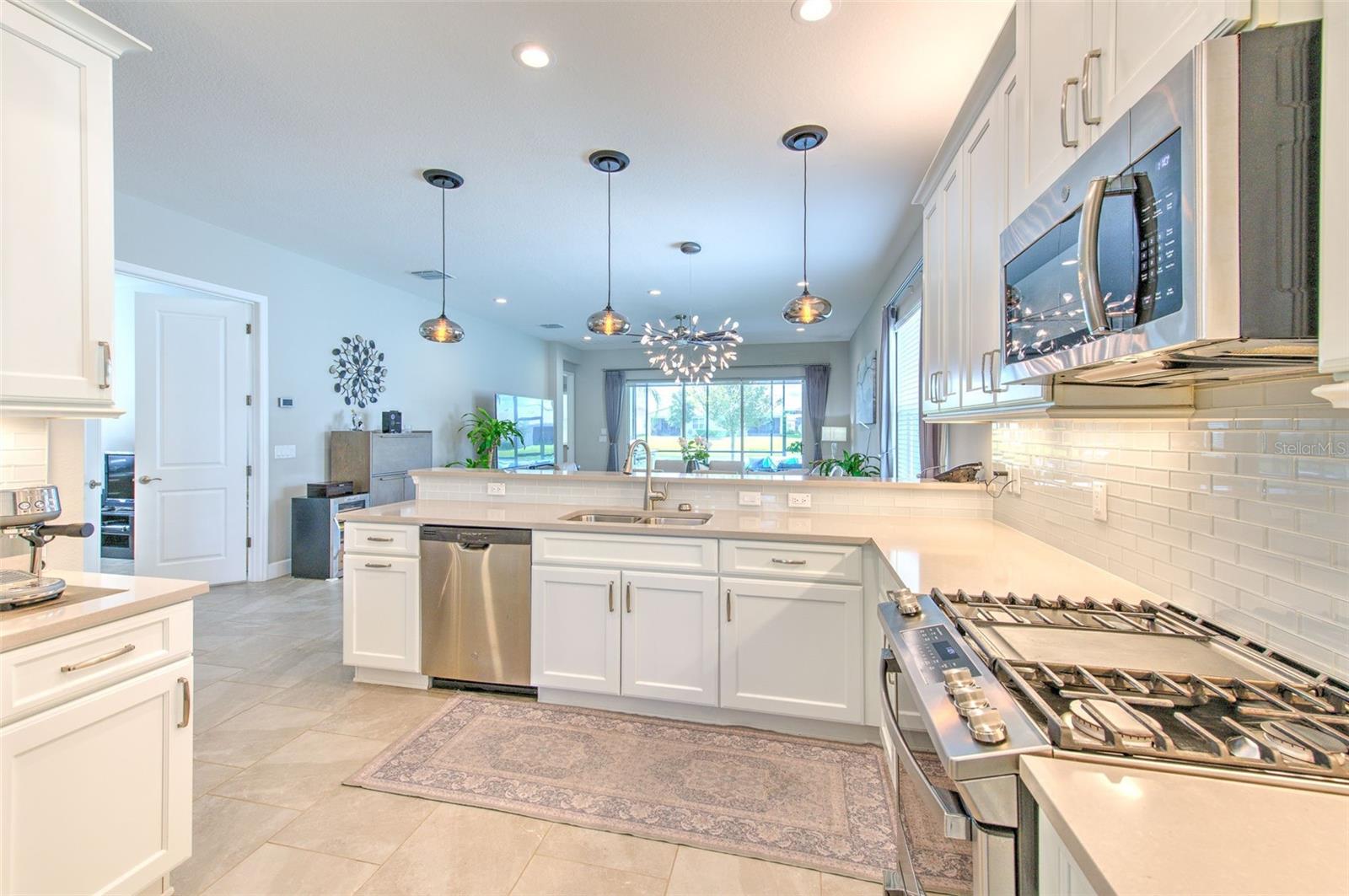4836 Sevilla Shores Dr Property Photo 9