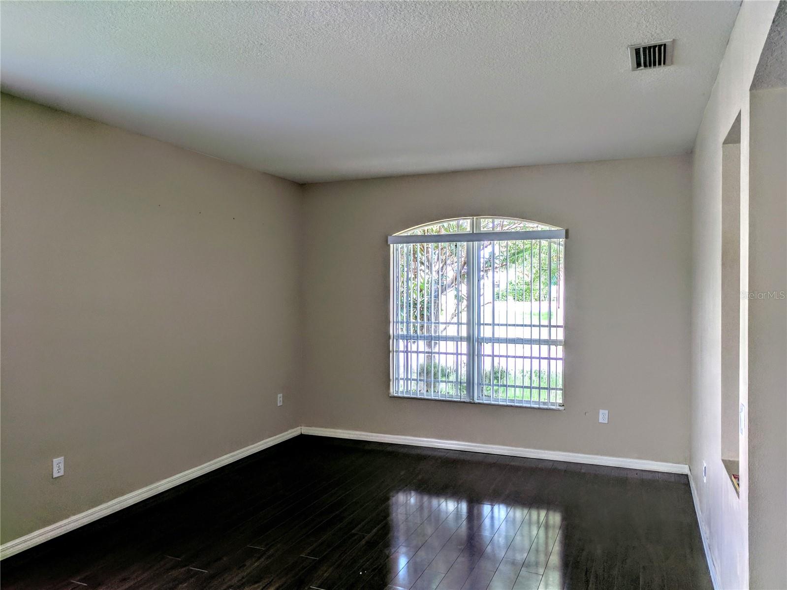 18072 Arbor Crest Dr Property Photo 6