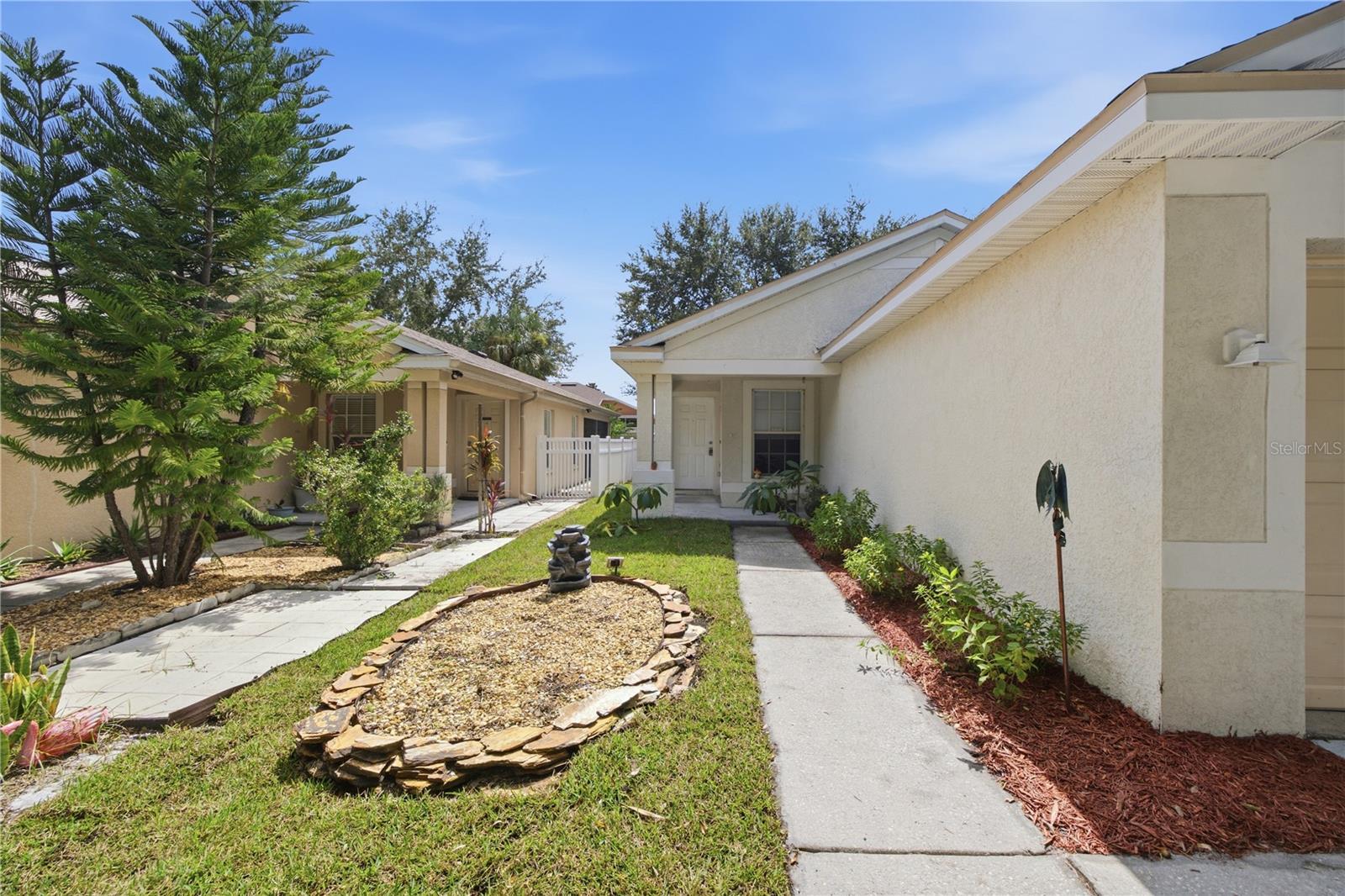 11426 Bay Gardens Loop Property Photo 2