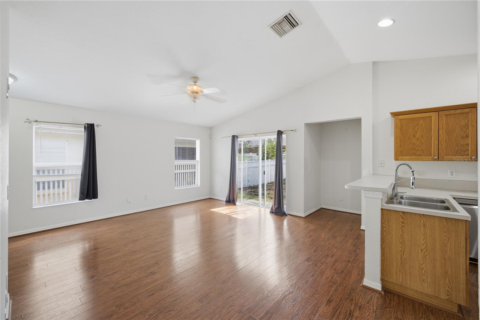11426 Bay Gardens Loop Property Photo 4