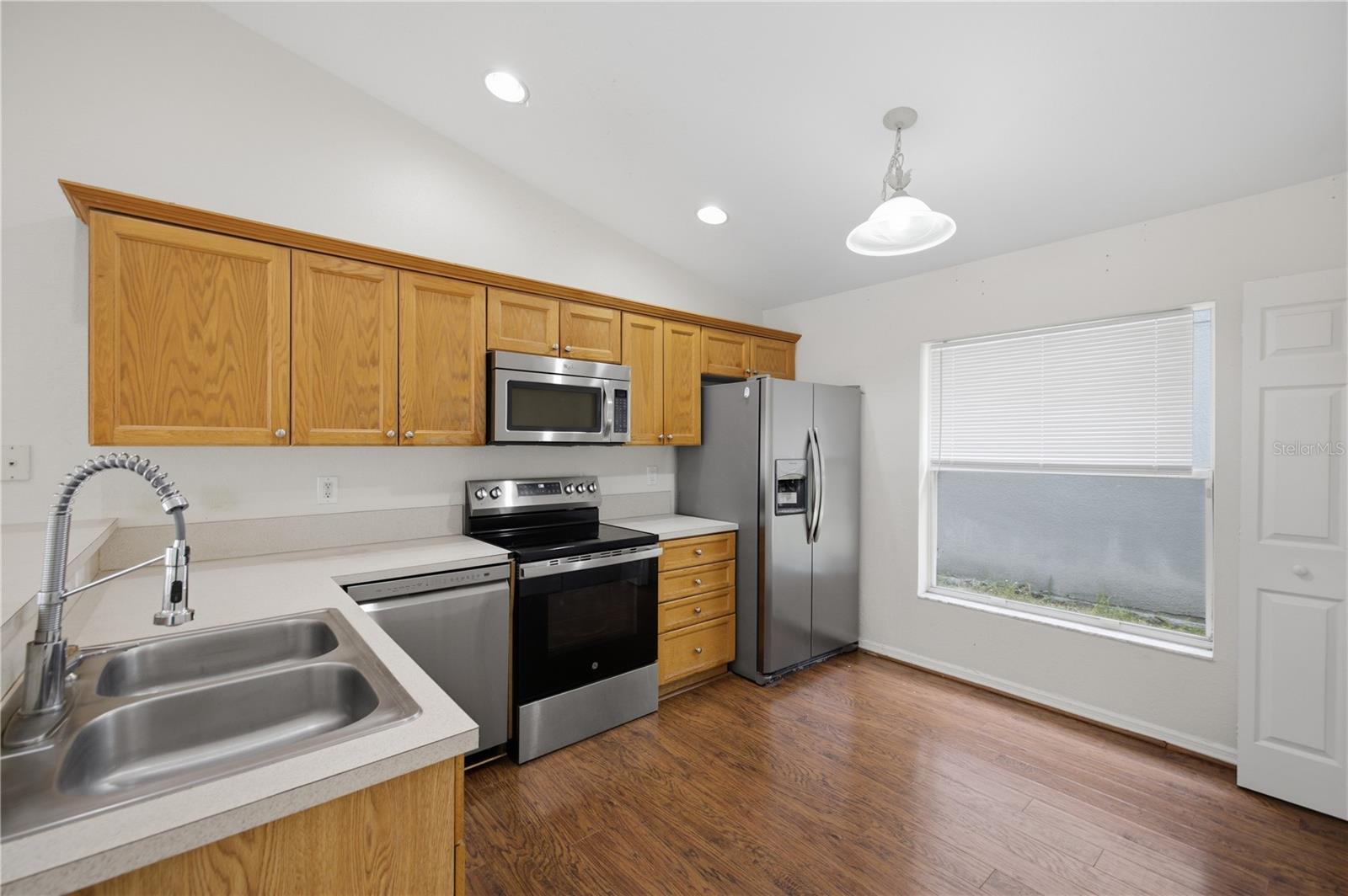 11426 Bay Gardens Loop Property Photo 9