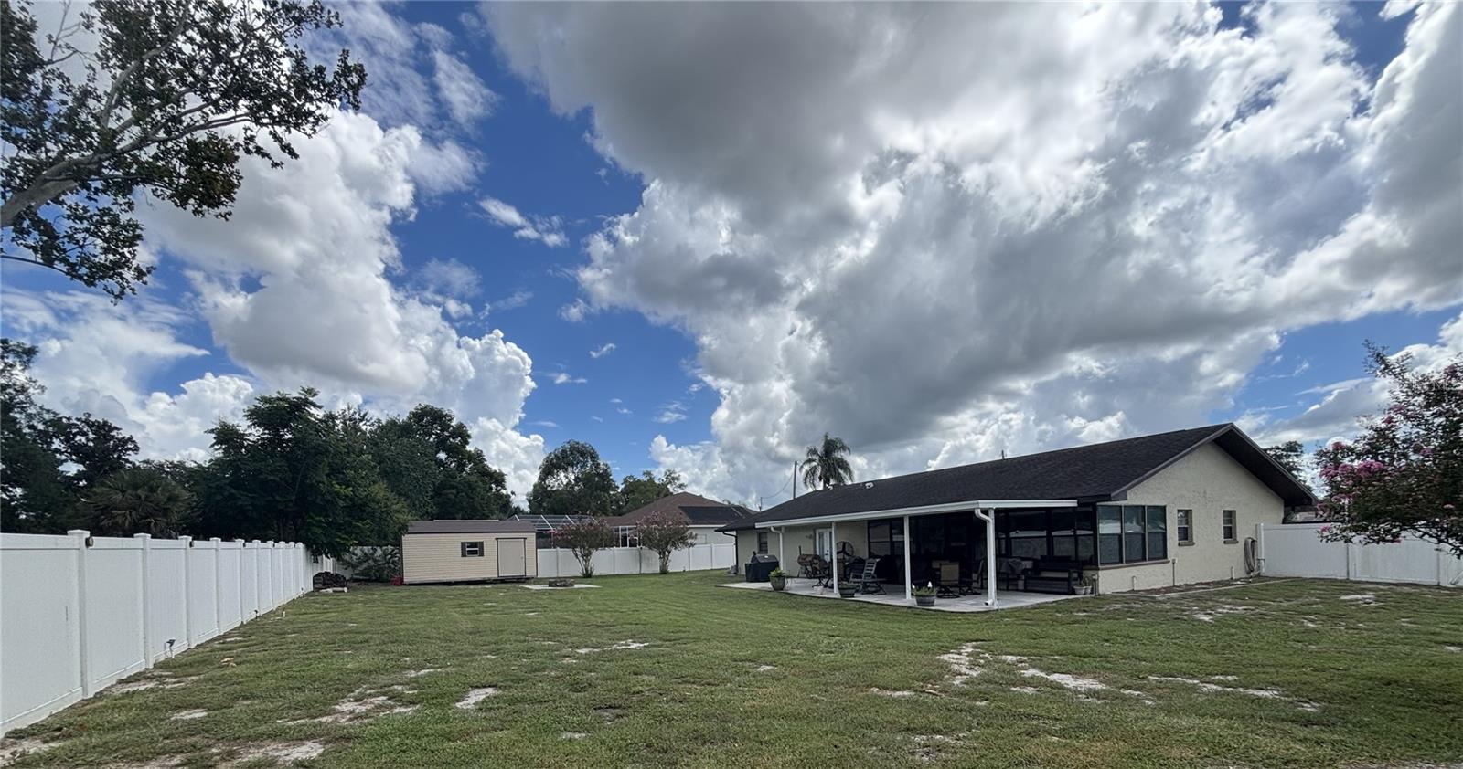 12277 Glen Haven St Property Photo 24