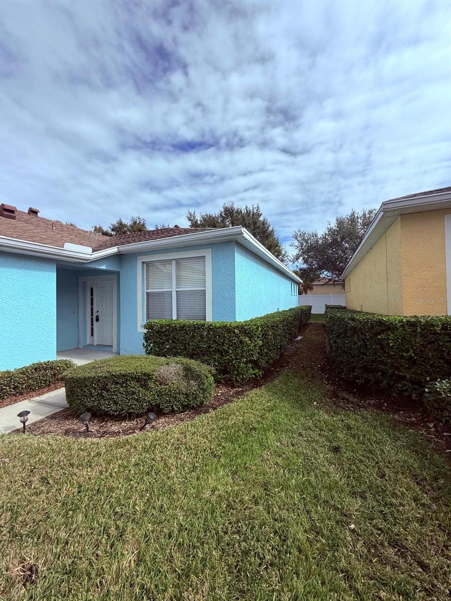 11460 Captiva Kay Dr Property Photo 4