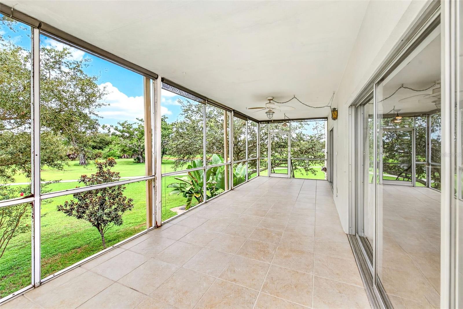 25 Country Club Dr Property Photo 18