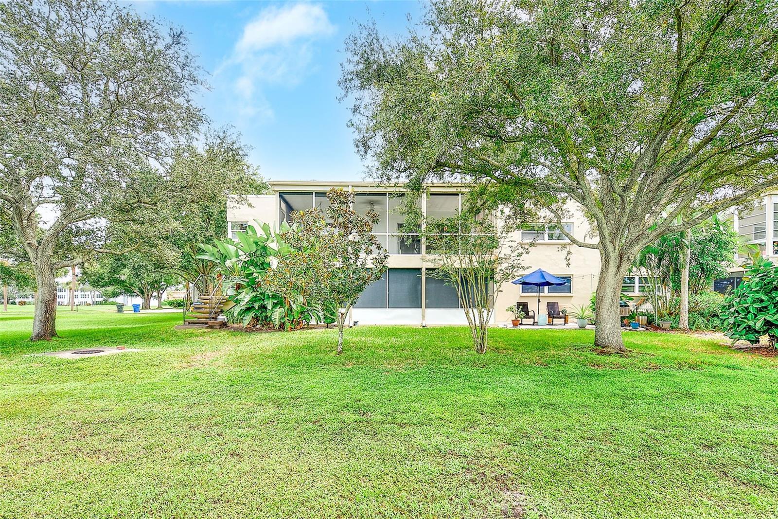 25 Country Club Dr Property Photo 33