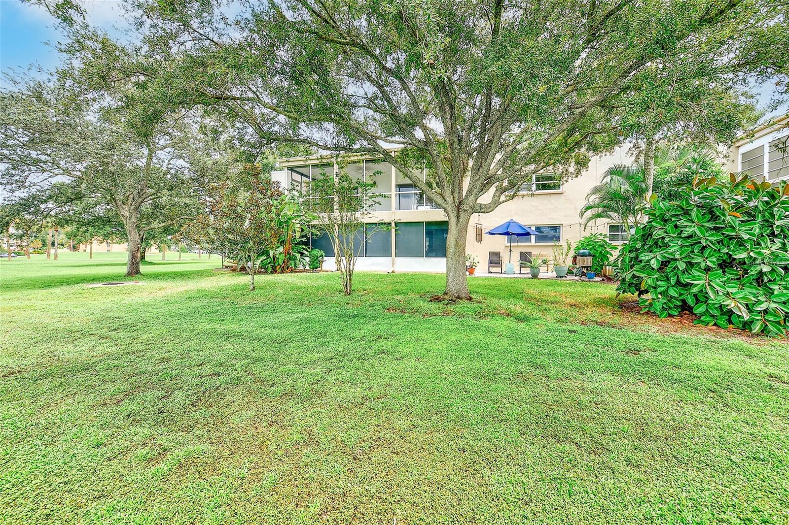 25 Country Club Dr Property Photo 35