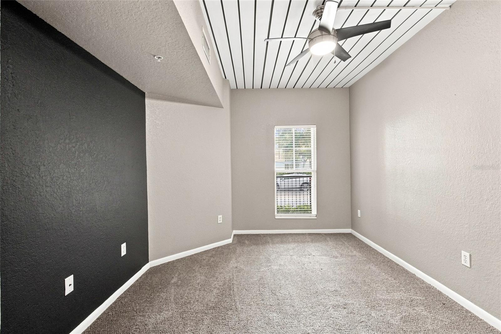 2410 W Azeele St #216 Property Photo 15