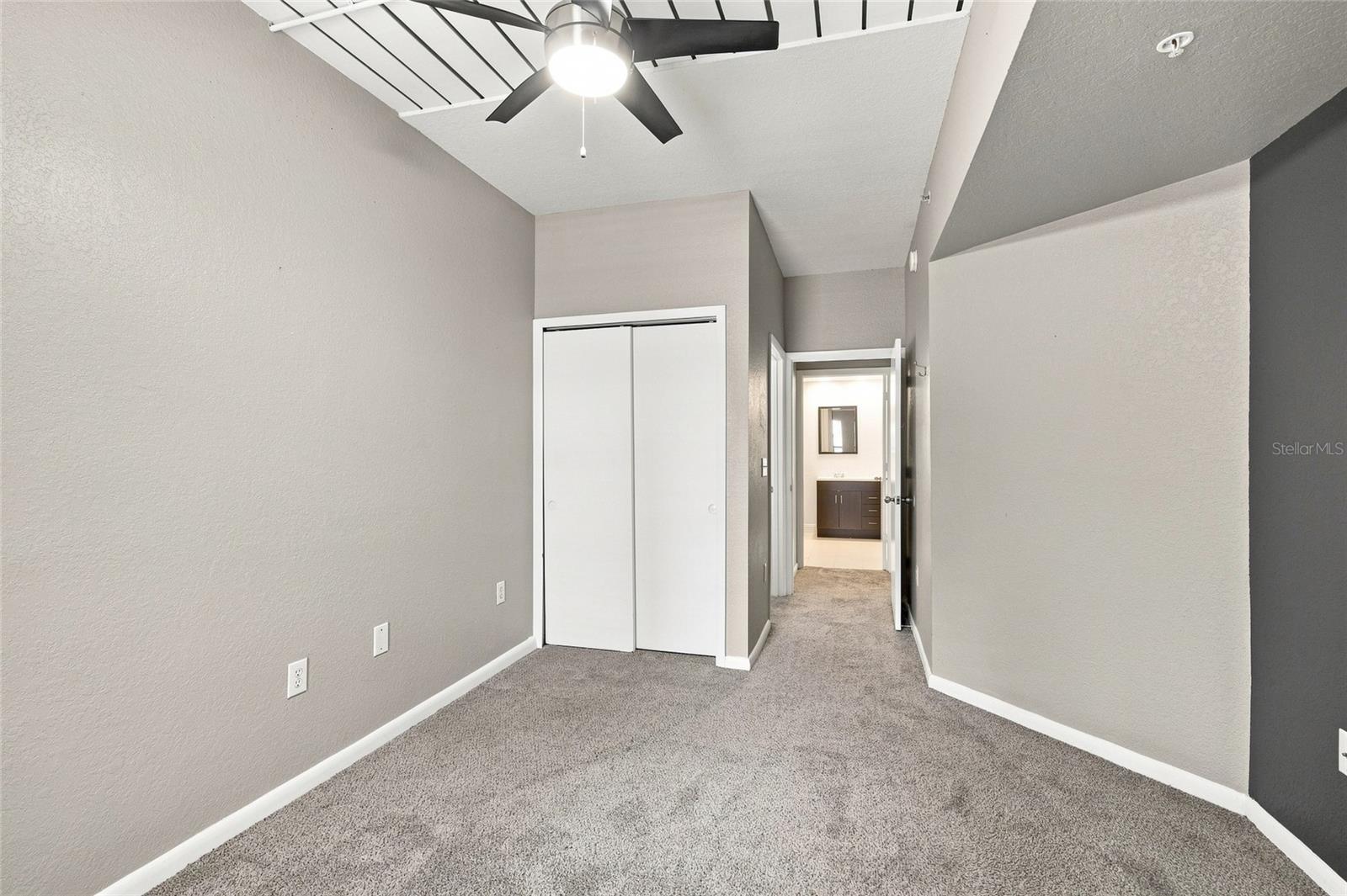 2410 W Azeele St #216 Property Photo 16