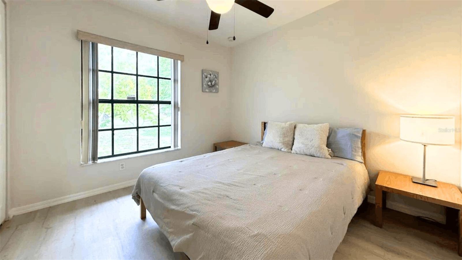 13248 Helm St Property Photo 18