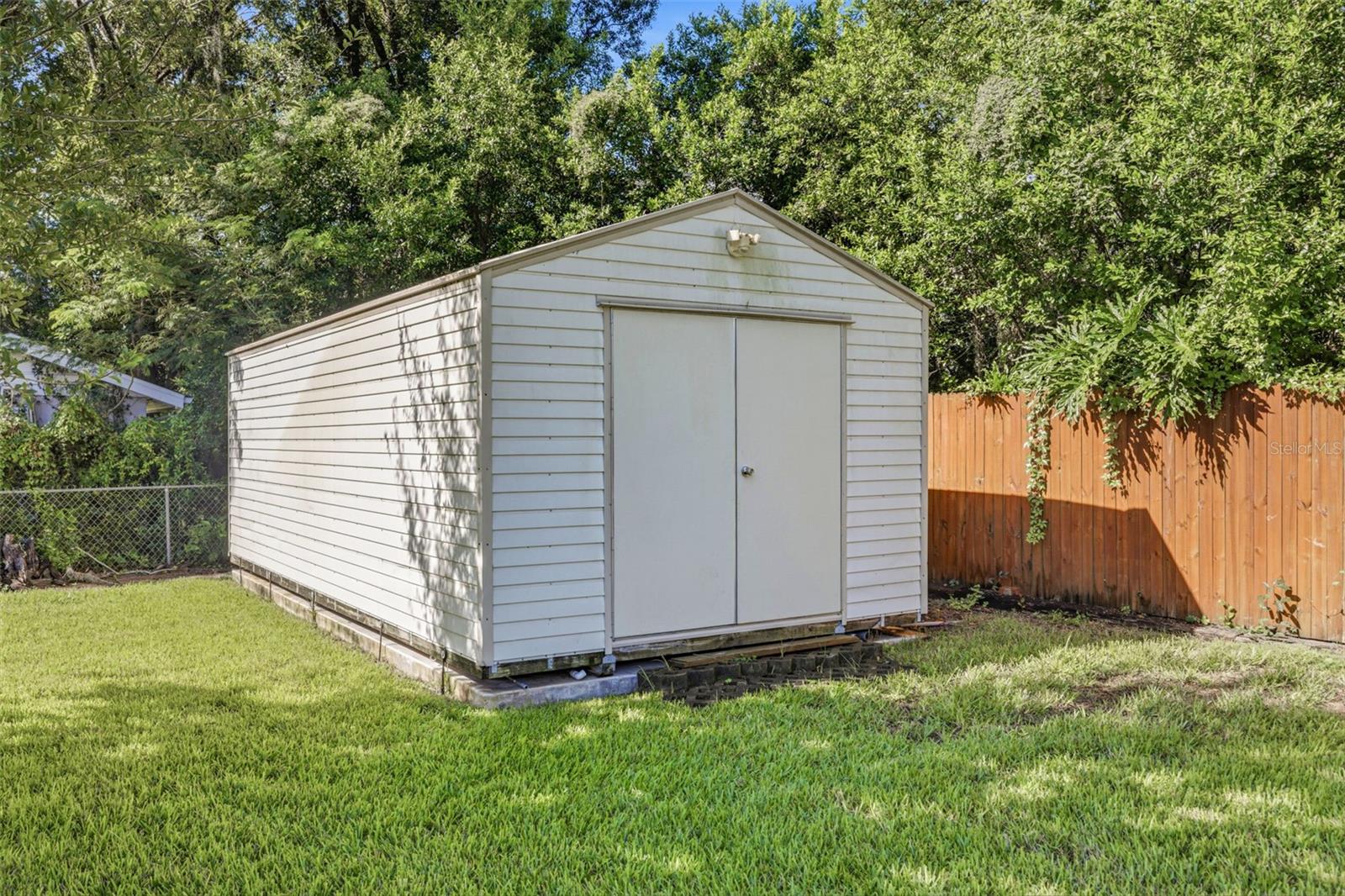 11714 N Rome Ave Property Photo 12