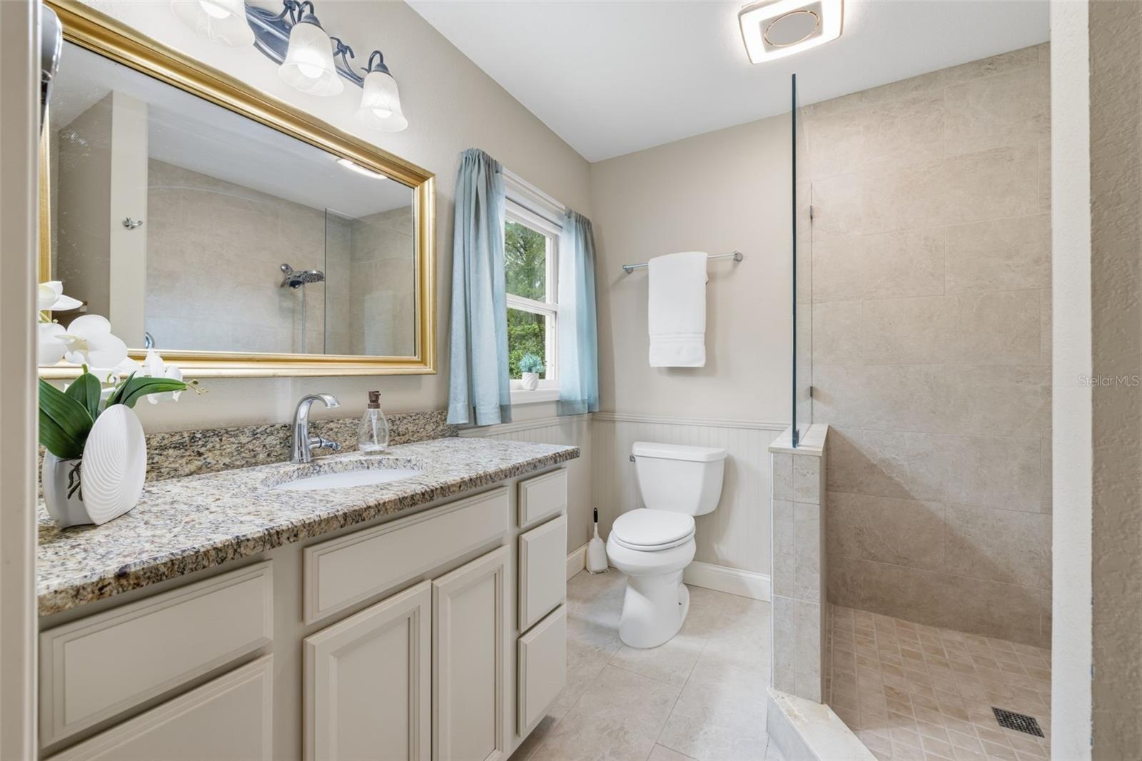 11714 N Rome Ave Property Photo 33