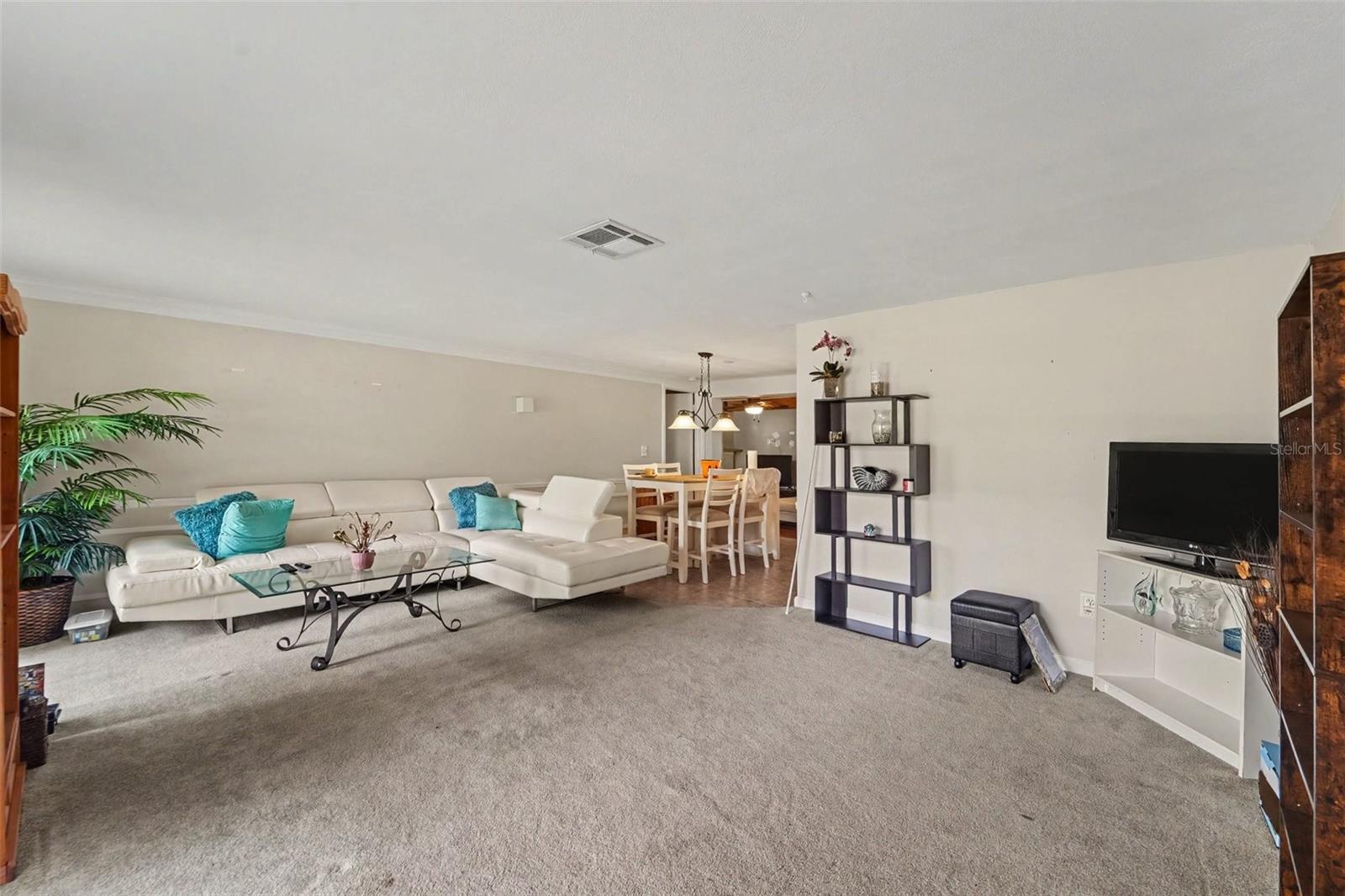 12511 Stone House Loop Property Photo 6