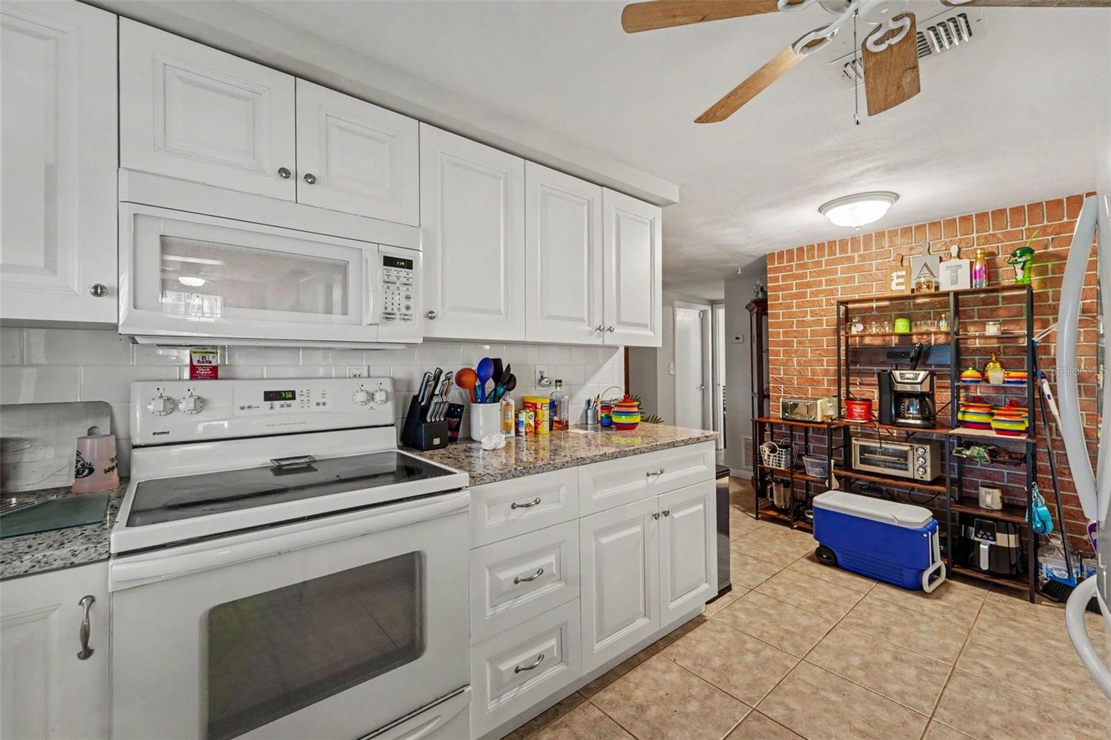 12511 Stone House Loop Property Photo 13