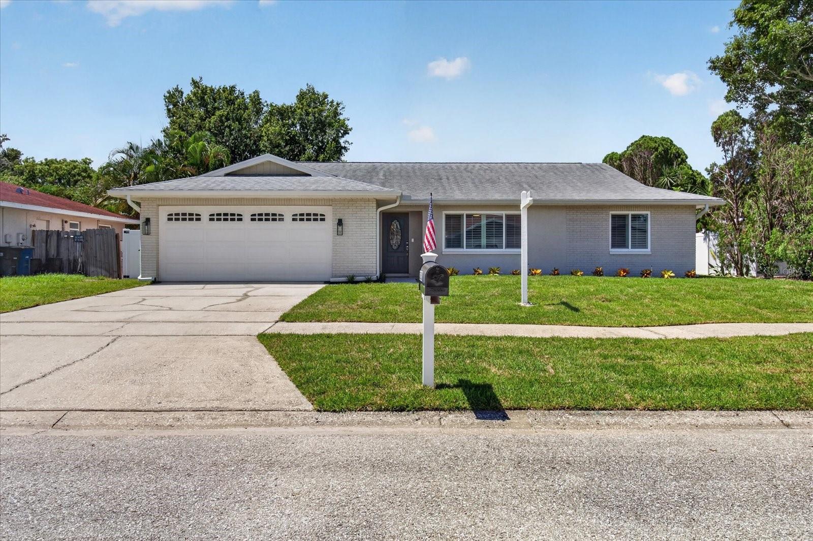 3350 Hunt Club Dr Property Photo 2