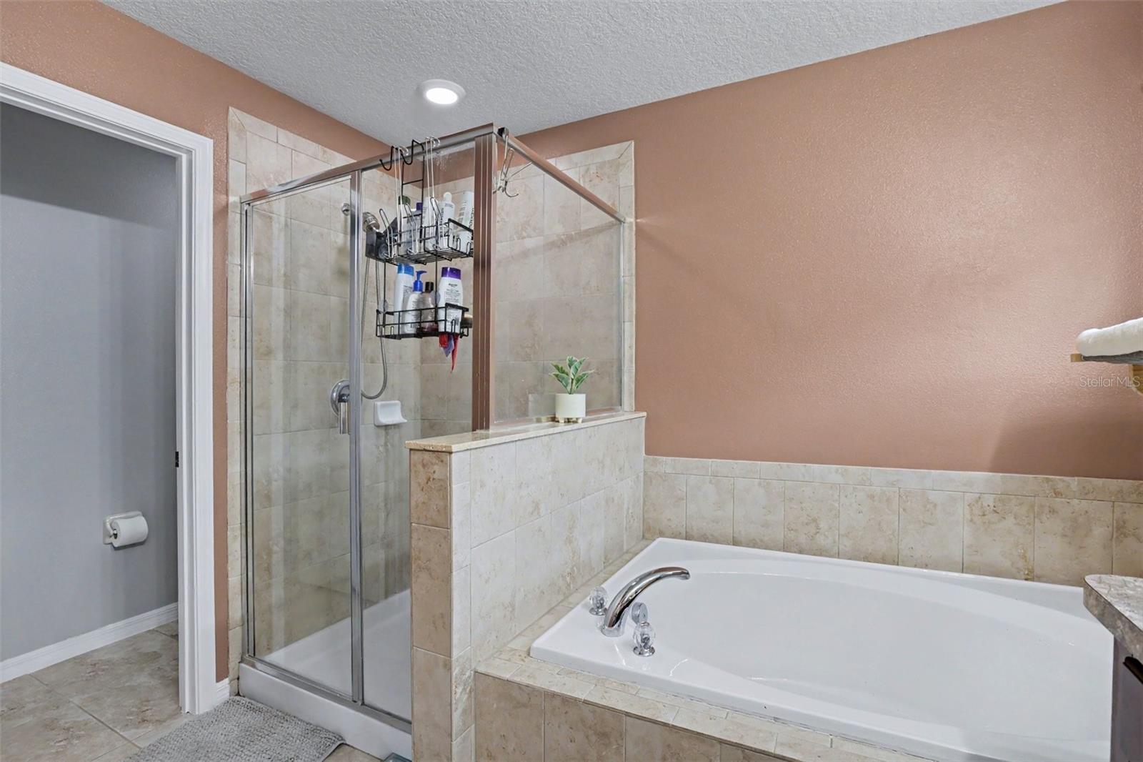 4956 Reflecting Pond Cir Property Photo 18