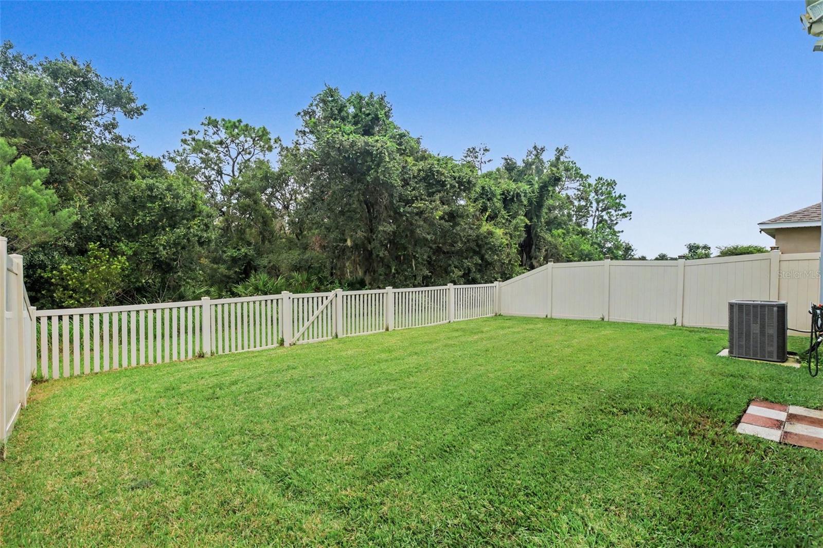 4956 Reflecting Pond Cir Property Photo 29