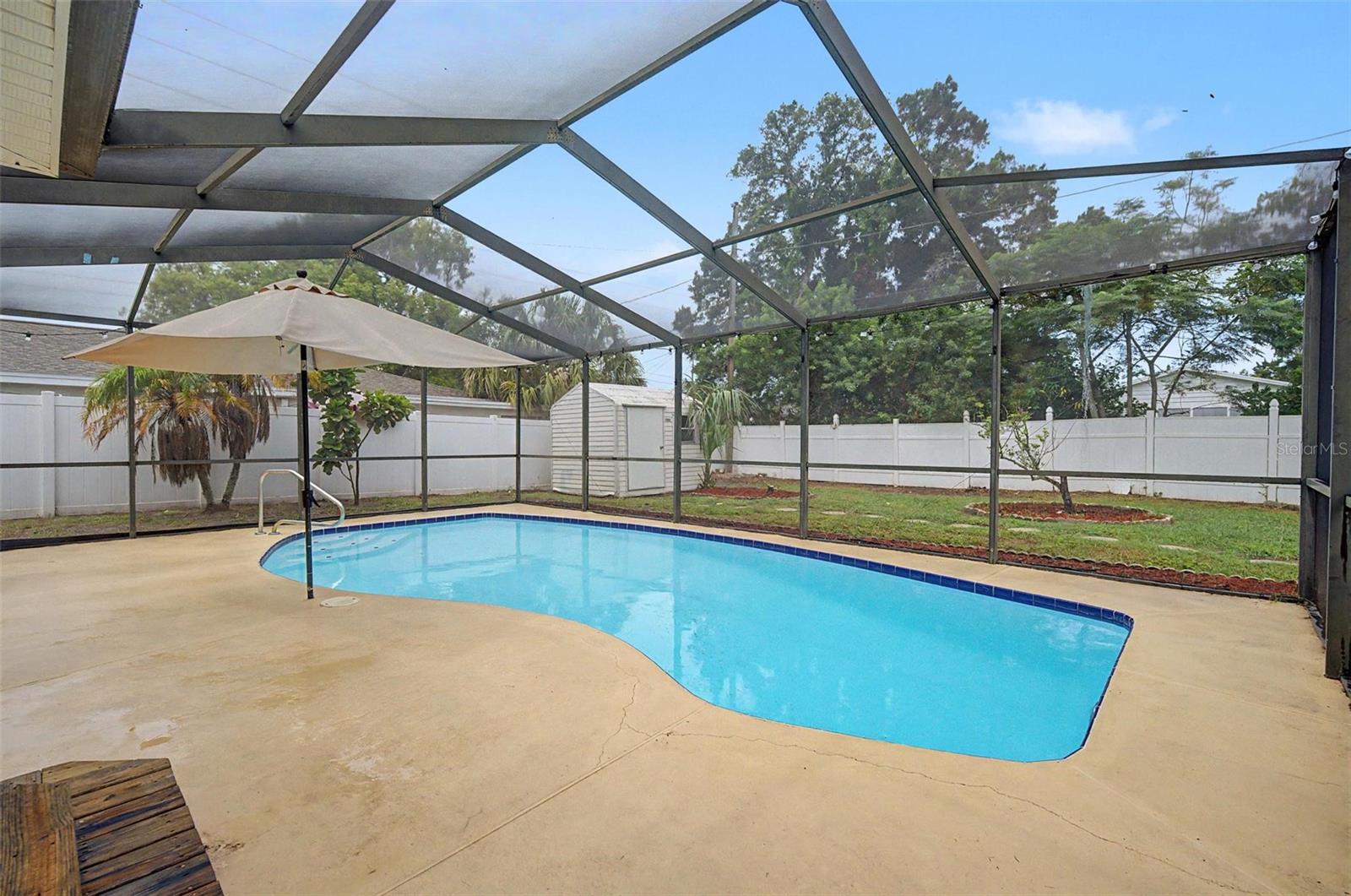 1304 Parkwood St Property Photo 25