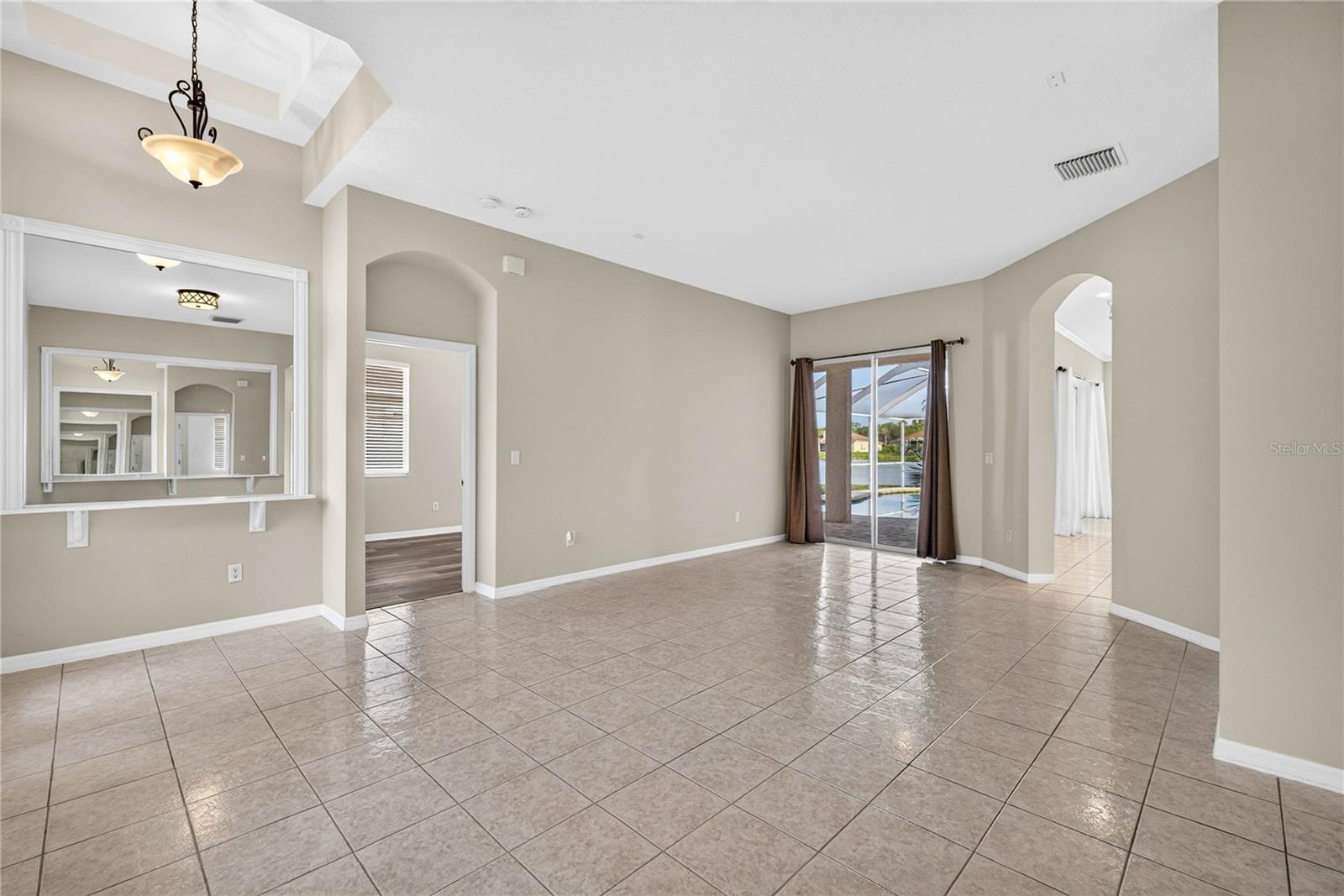 22953 Bay Cedar Dr Property Photo 7
