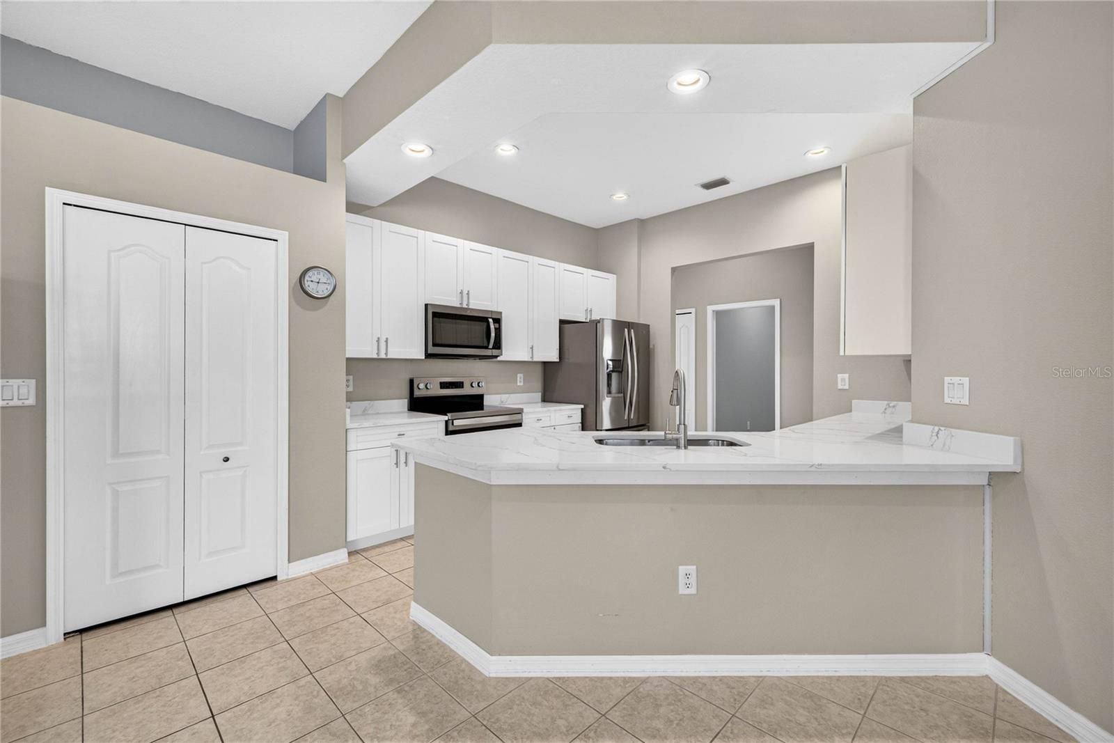 22953 Bay Cedar Dr Property Photo 9