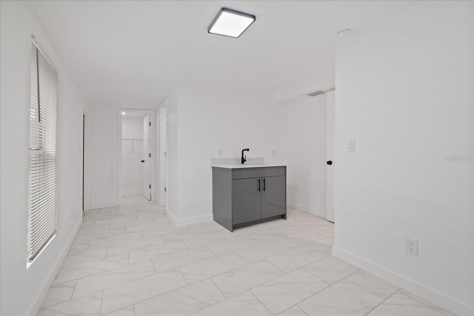 110 Virginia Ave Property Photo 16