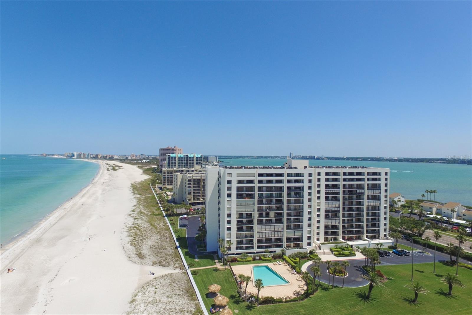 1460 Gulf Blvd #1002 Property Photo 2
