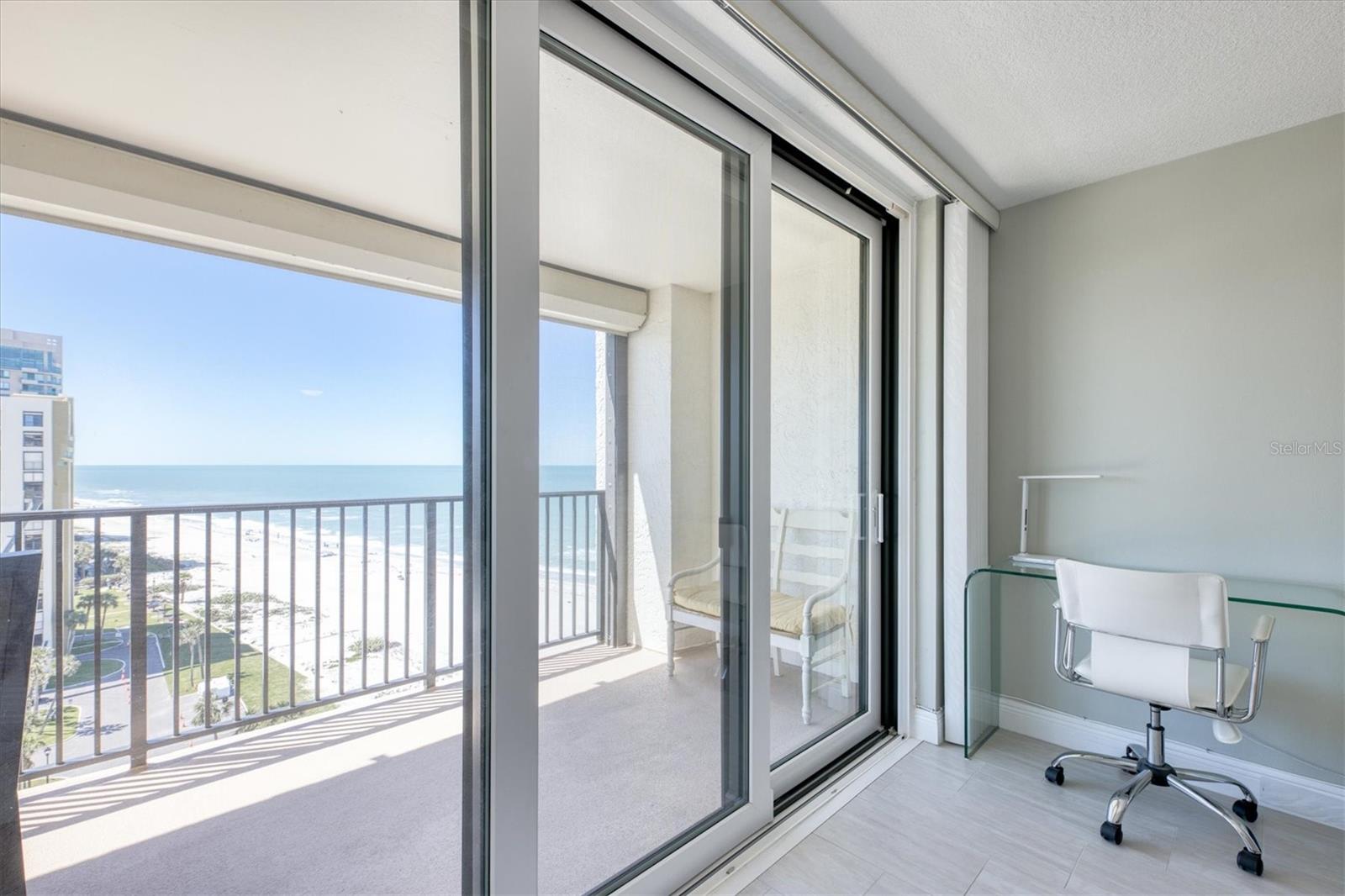 1460 Gulf Blvd #1002 Property Photo 26