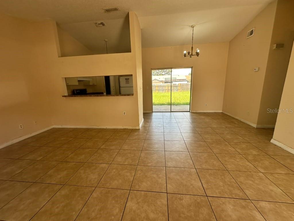 461 Wild Elm Ct Property Photo 7