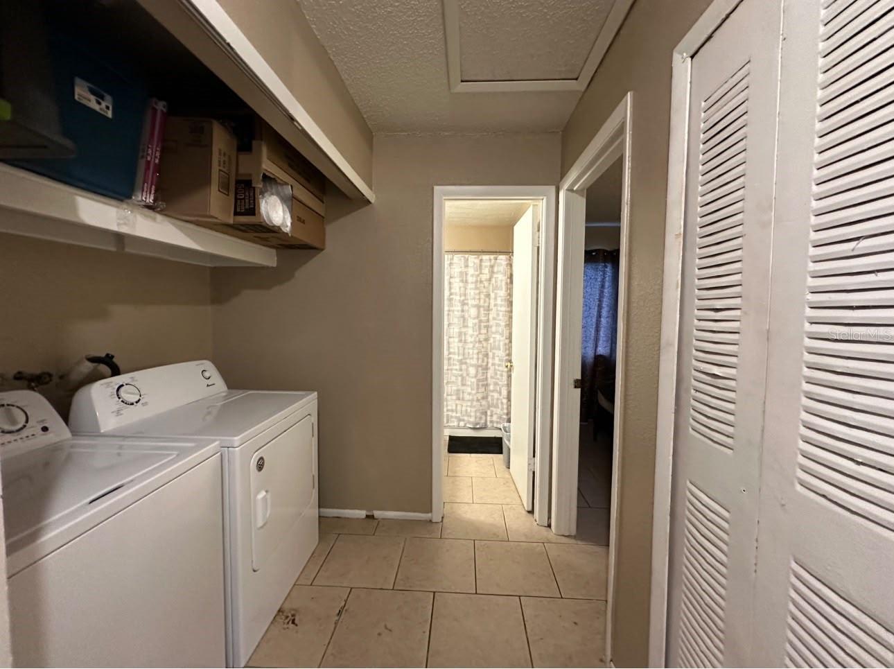 460 Wild Elm Ct Property Photo 18