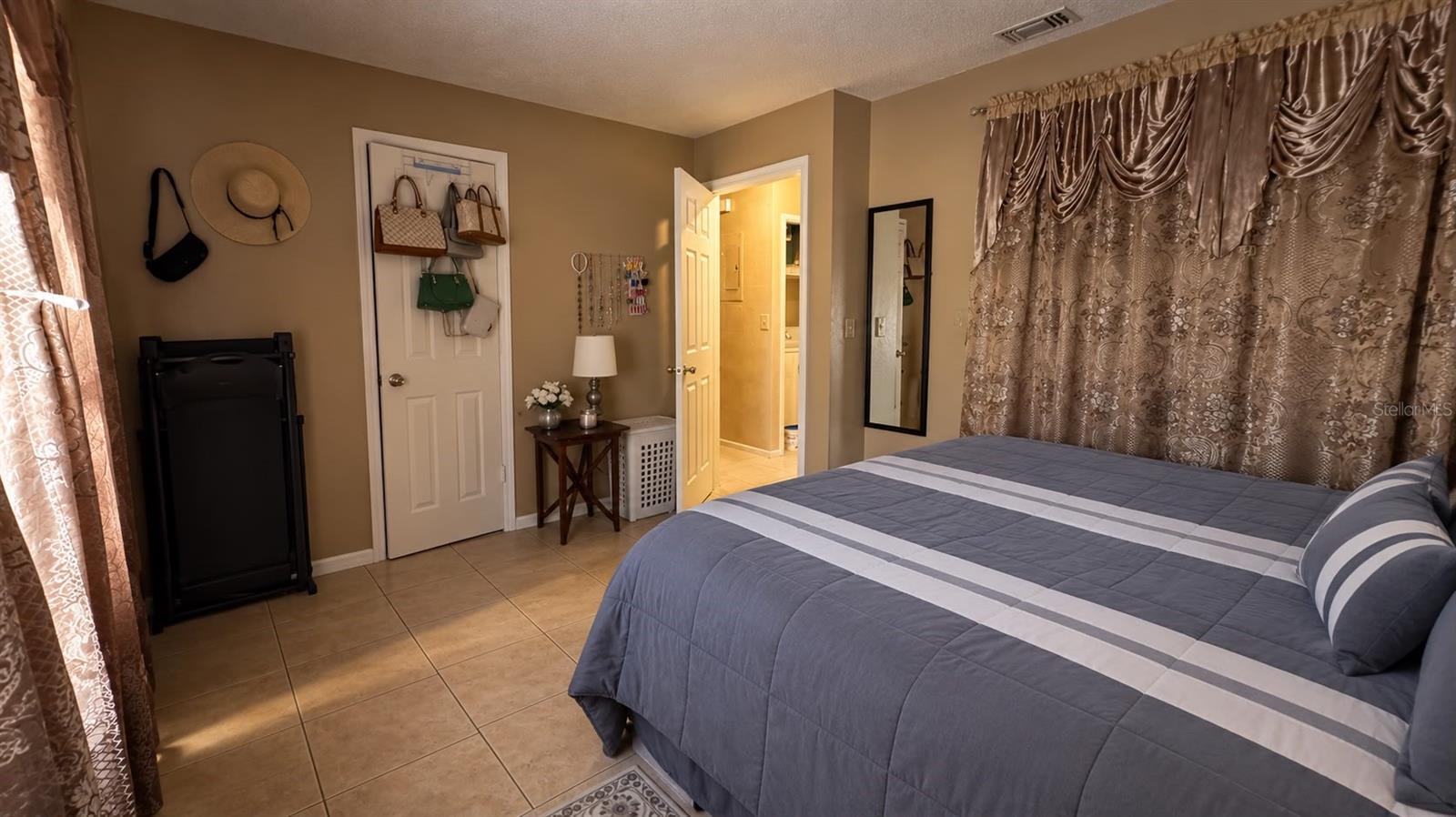 460 Wild Elm Ct Property Photo 20
