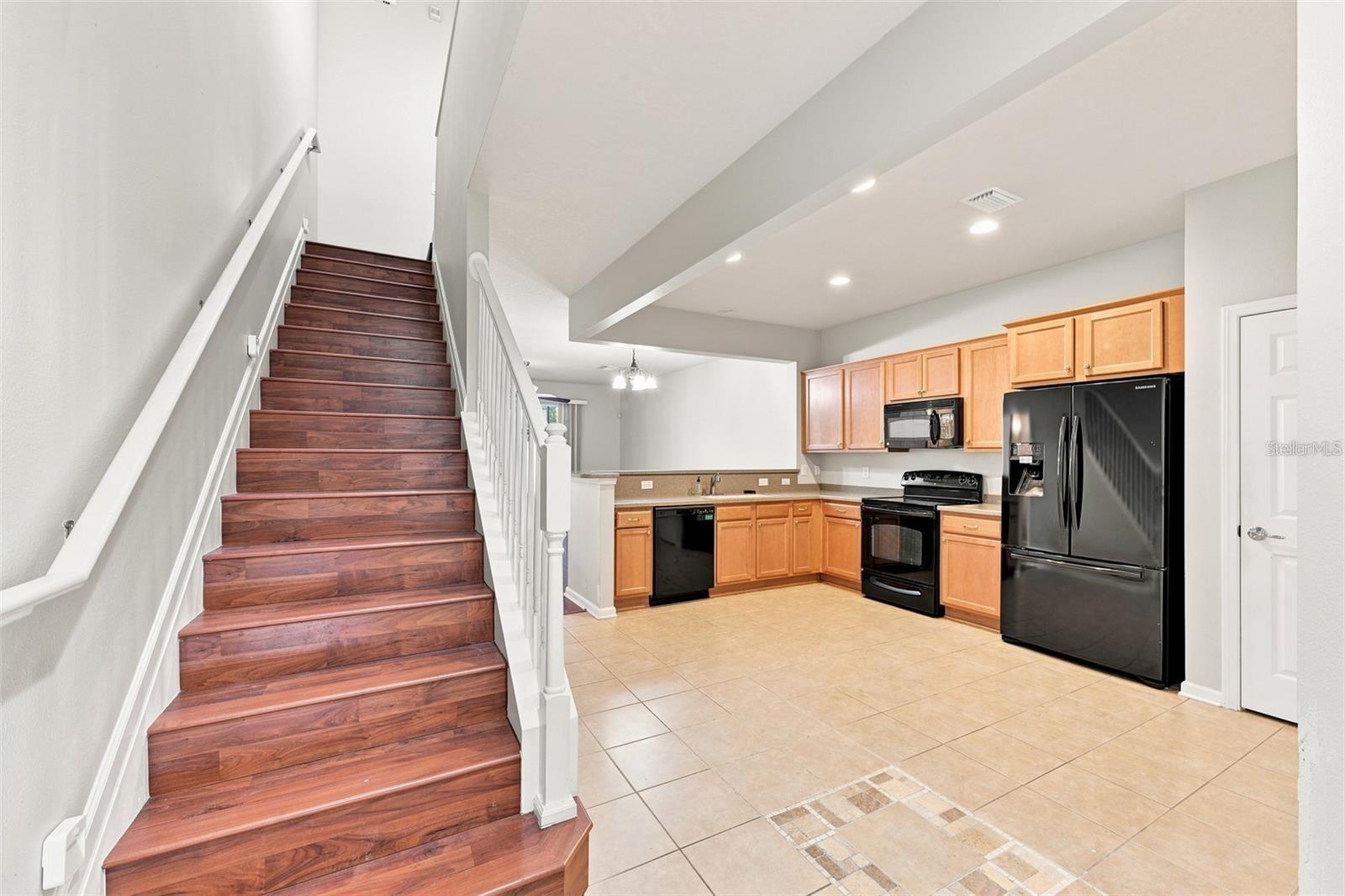 2109 Wild Grape Pl Property Photo 6